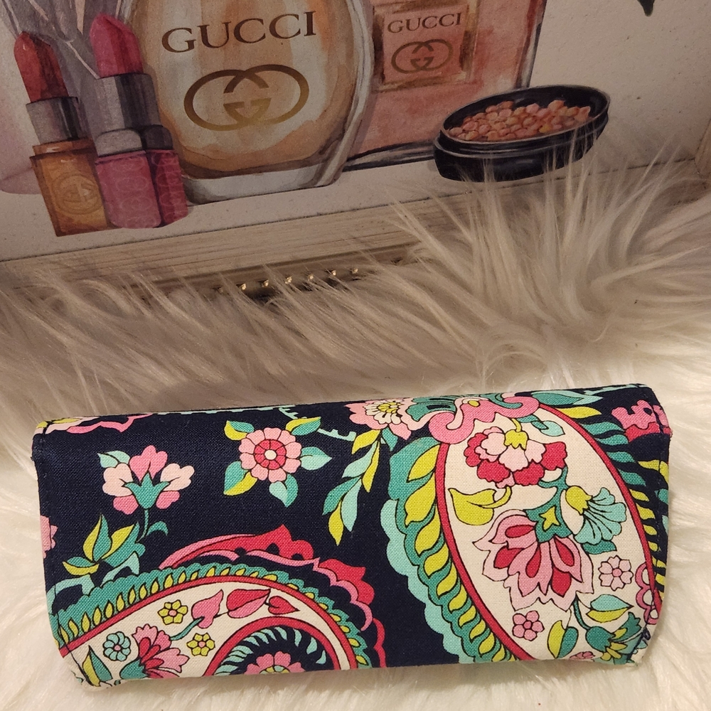 Vera Bradley Floral Canvas Sunglasses Case - Pink, Black and Green NWOT - Picture 2 of 4